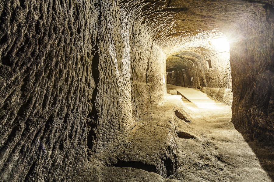 Stollen eines Felsenkellers Kellerwald Forchheim